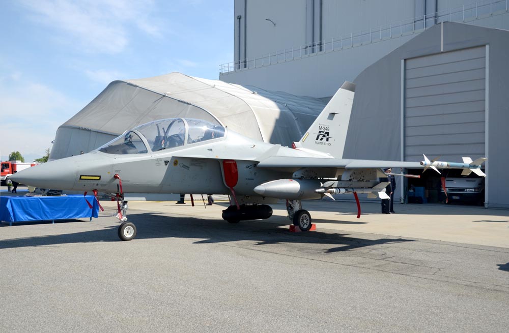 Il prototipo dello M-346FA