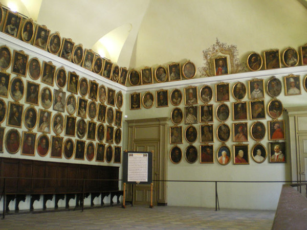 Superga-Sala-dei-Papi