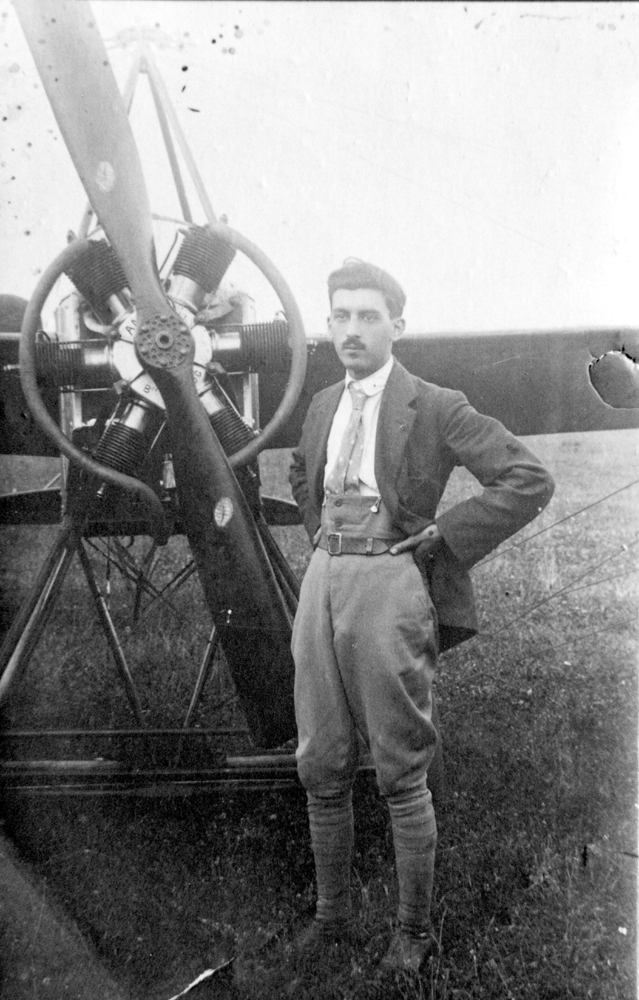 1915 - Olivari pilota civile